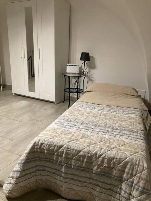 Center And Station Apartman Bari Kültér fotó
